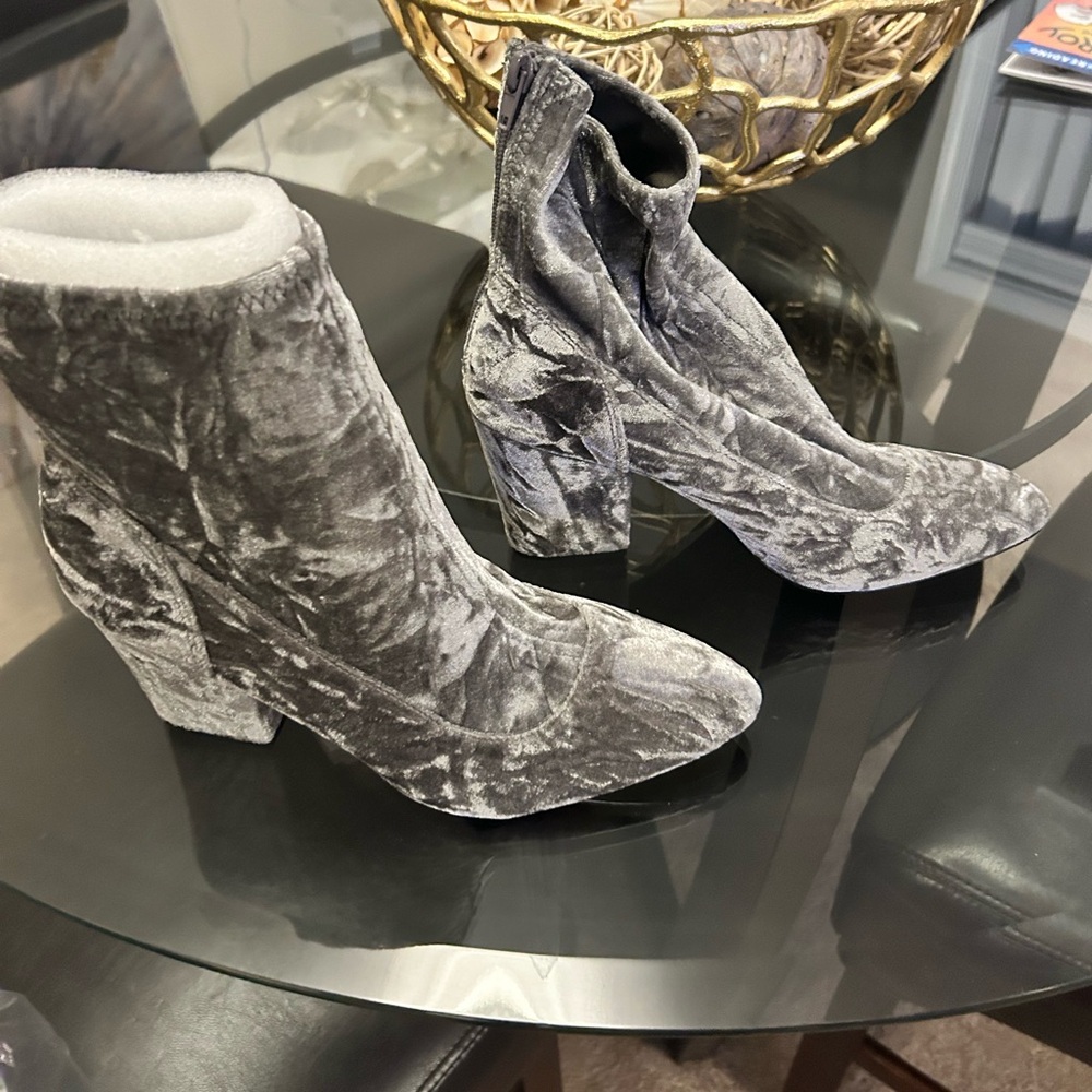 Nine West Gray Crushed Velvet Boots